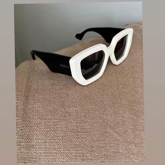 Sunglasses - Picture 1 of 4